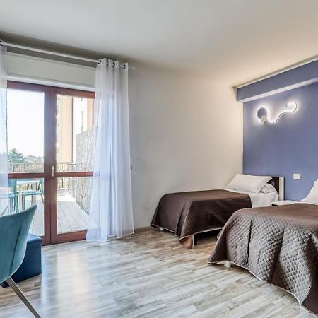 Asso Residence Terni Bagian luar foto
