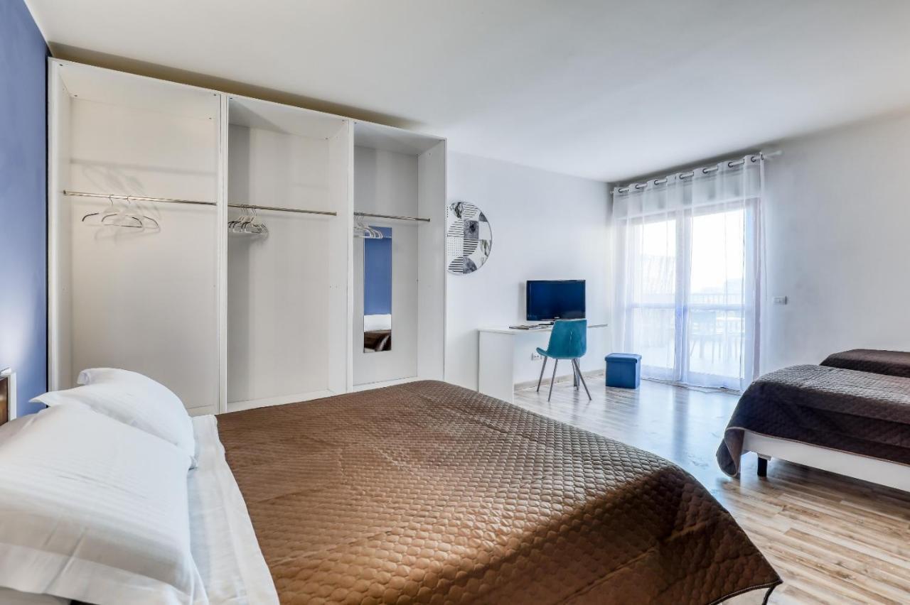 Asso Residence Terni Bagian luar foto