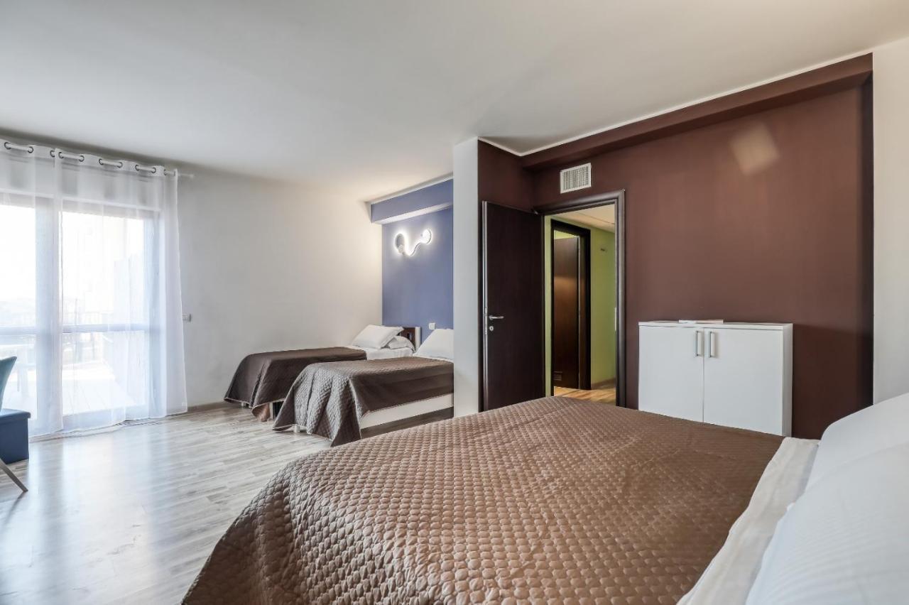 Asso Residence Terni Bagian luar foto